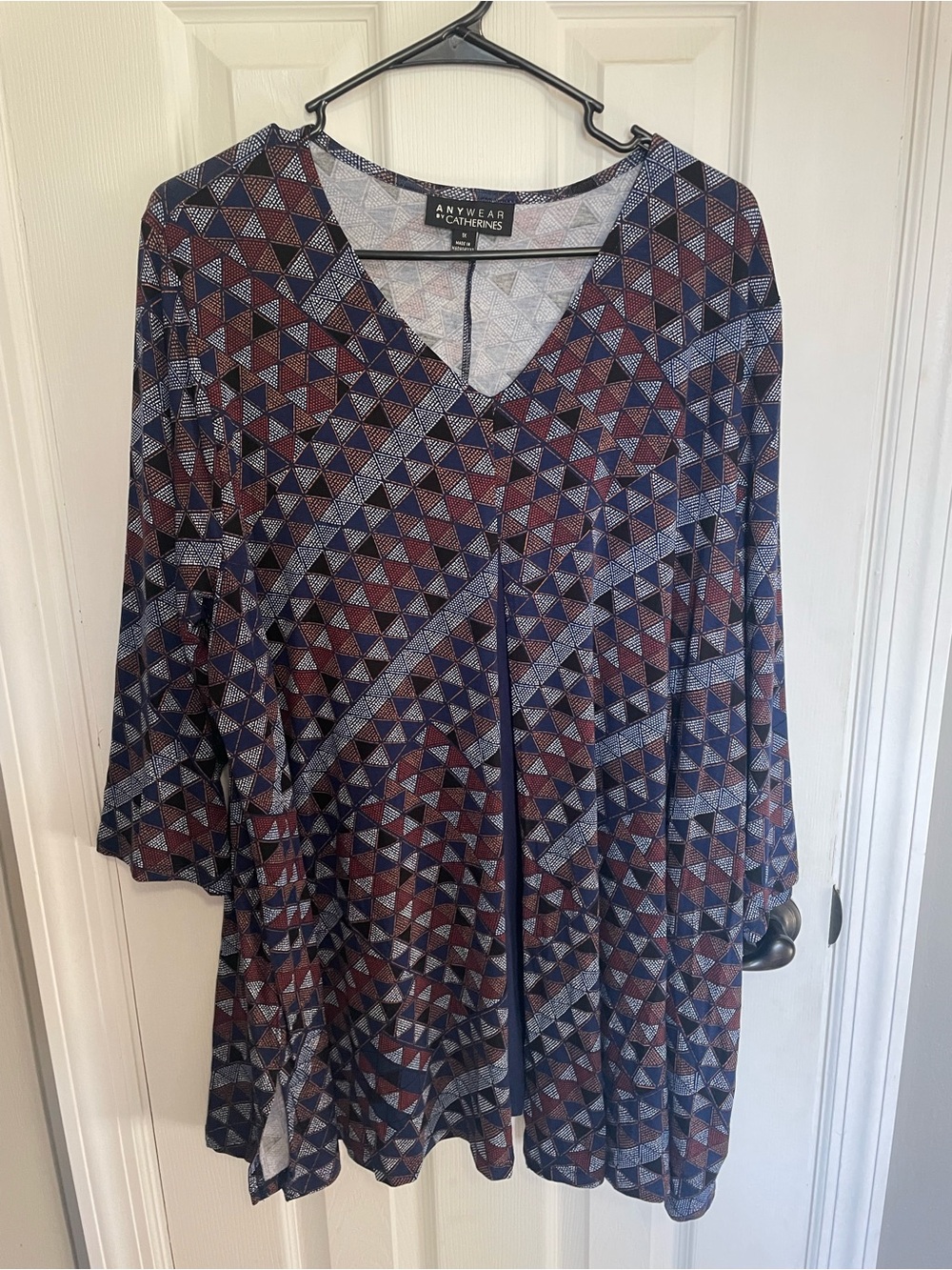 Anywear by Catherines Navy & Burgundy Printed Tunic Top